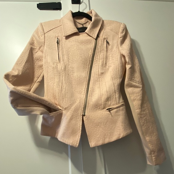 BCBGMaxAzria pink zippered, tailored blazer jacket - Picture 4 of 17